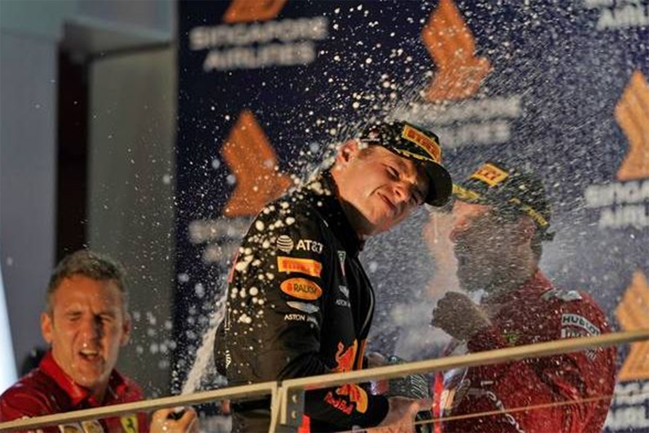 フェルスタッペン 「ベッテルの勝利はレッドブルのおかげでもある」