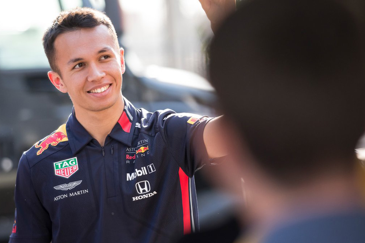 ホンダF1 特集 | アレクサンダー・アルボンの激動のルーキーイヤー