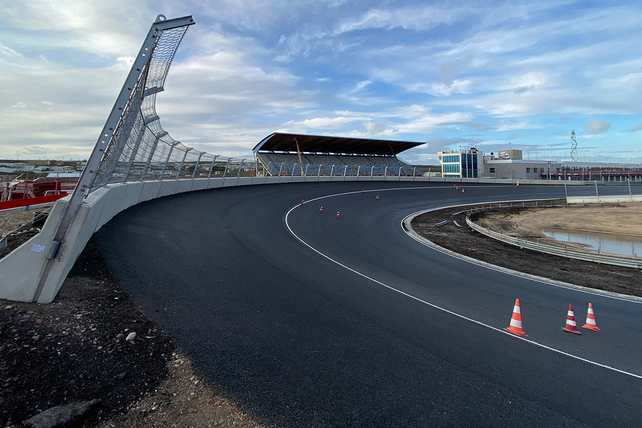 F1オランダGP：ザントフォールトのバンクコーナーの画像を公開