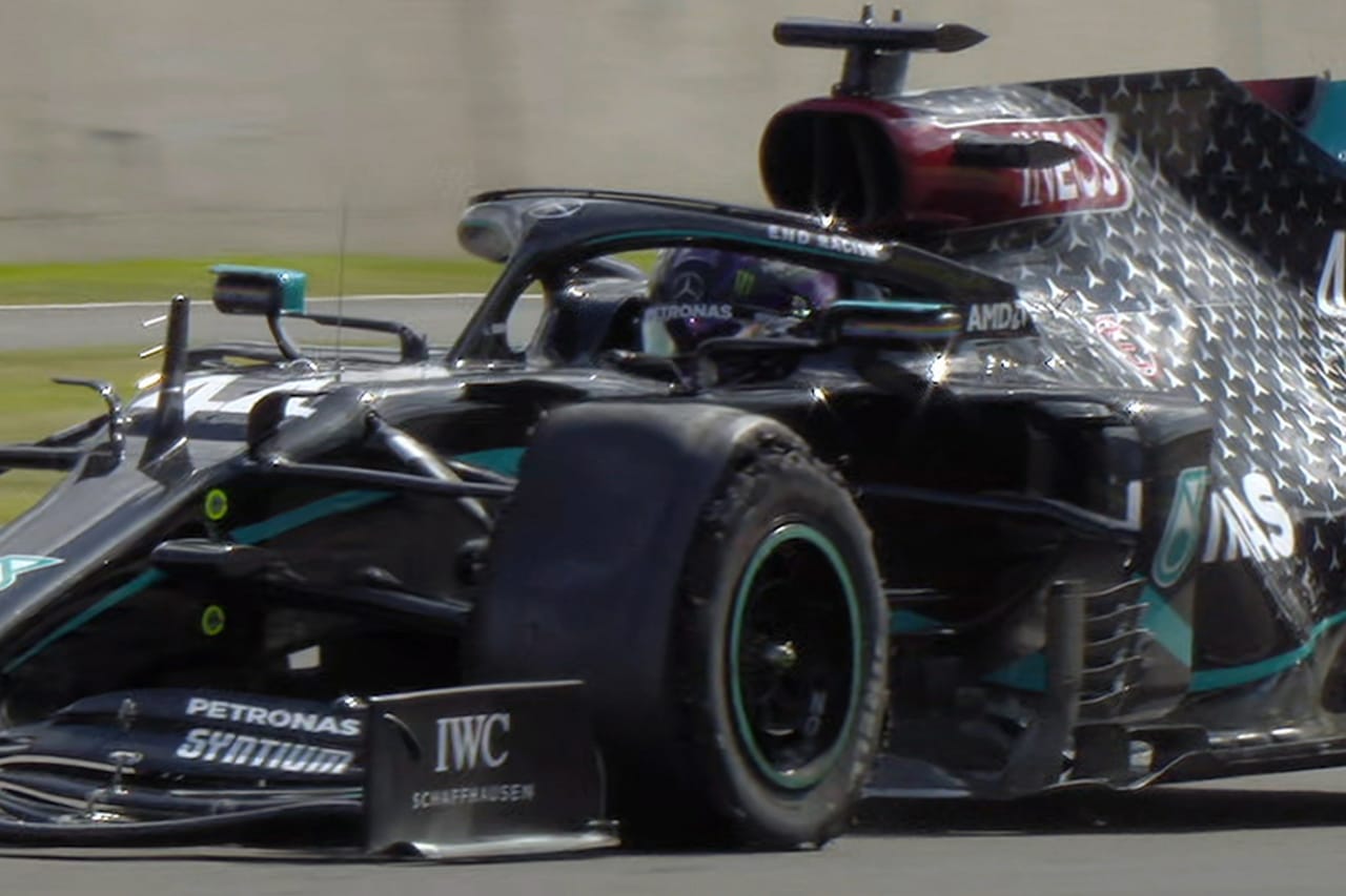 ルイス・ハミルトン、3輪状態のF1マシンで時速230kmに到達