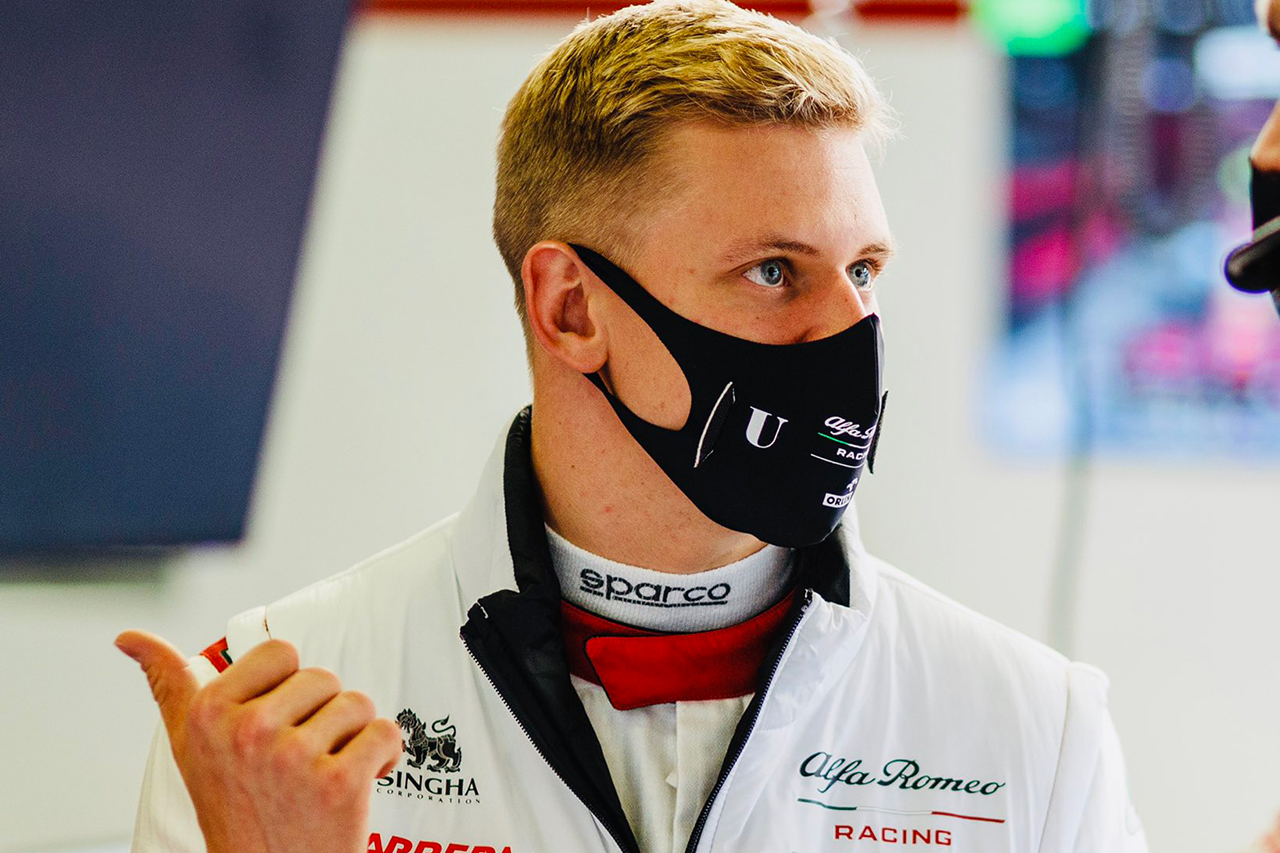 ハースF1 「アルファロメオにドライバー発表を遅らせるよう頼んでいた」