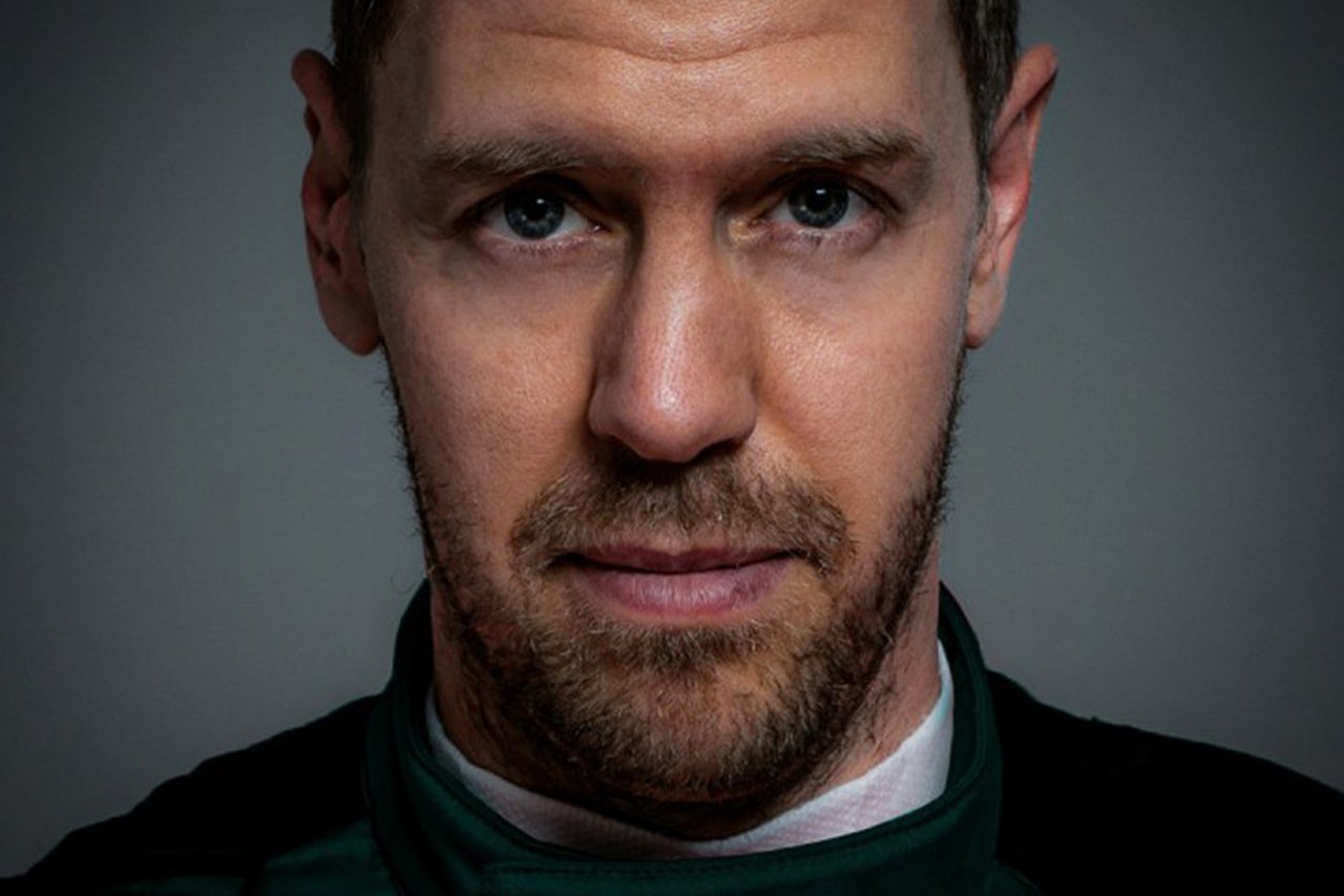 セバスチャン・ベッテル、アストンマーティンF1でシート合わせを完了