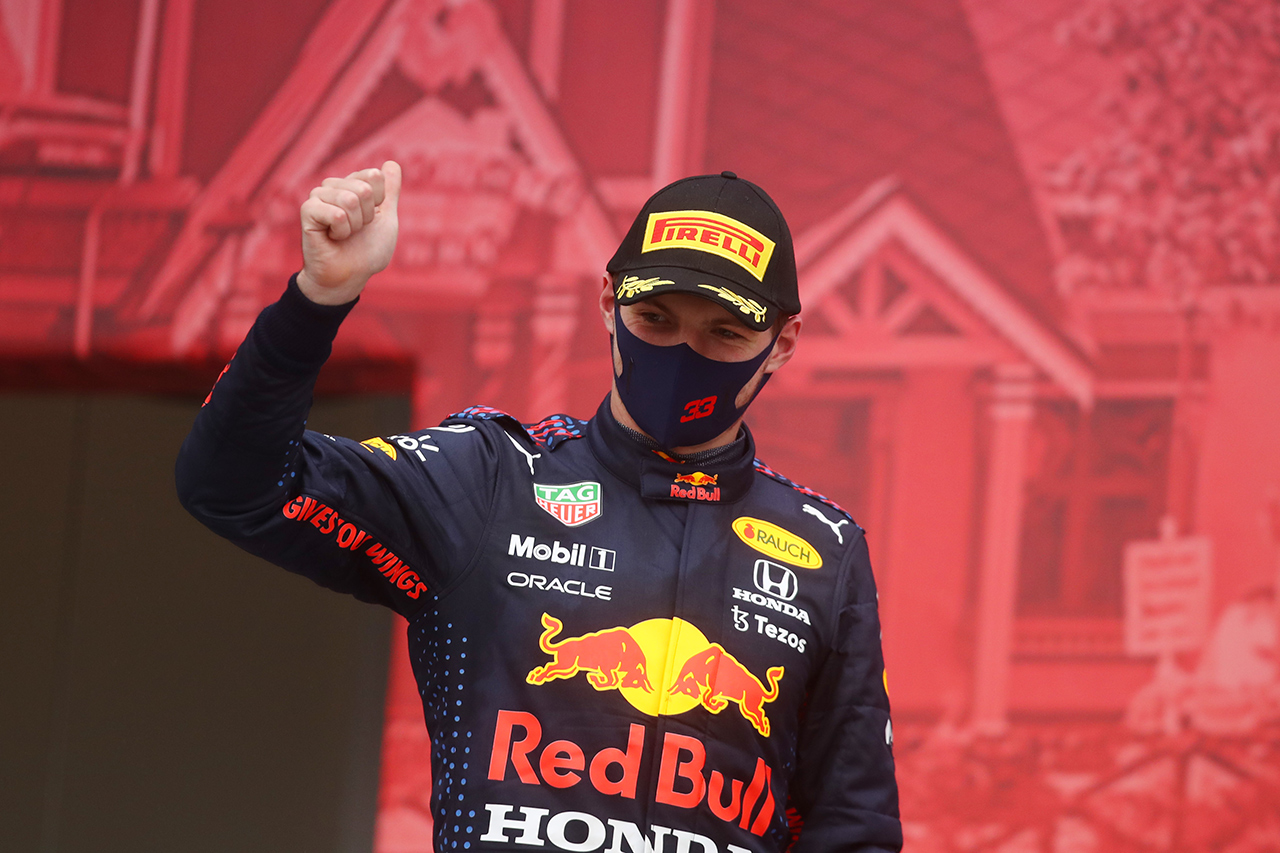 レッドブルF1代表 「残りのサーキットでのメルセデスへの勝機は五分五分」