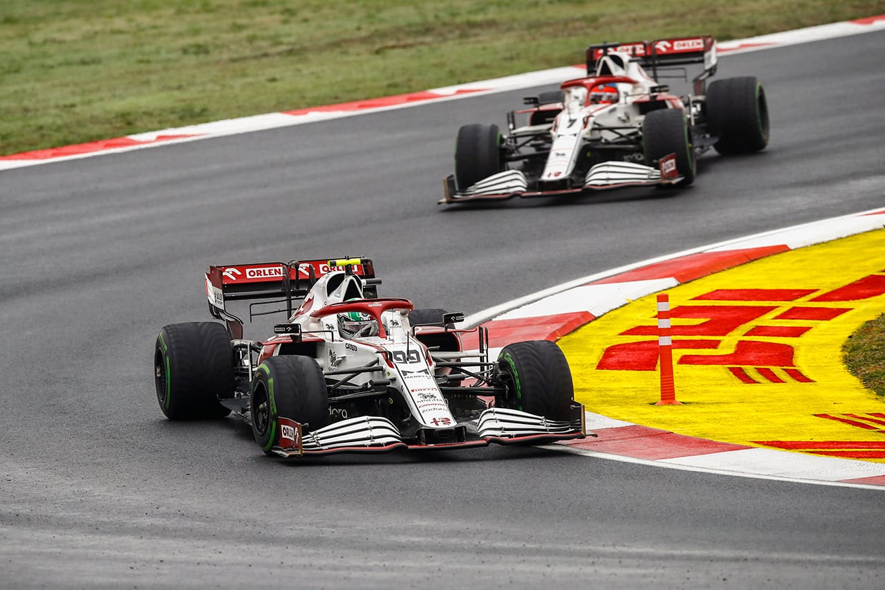 F1シート喪失の焦り？アントニオ・ジョビナッツィがチームオーダー無視