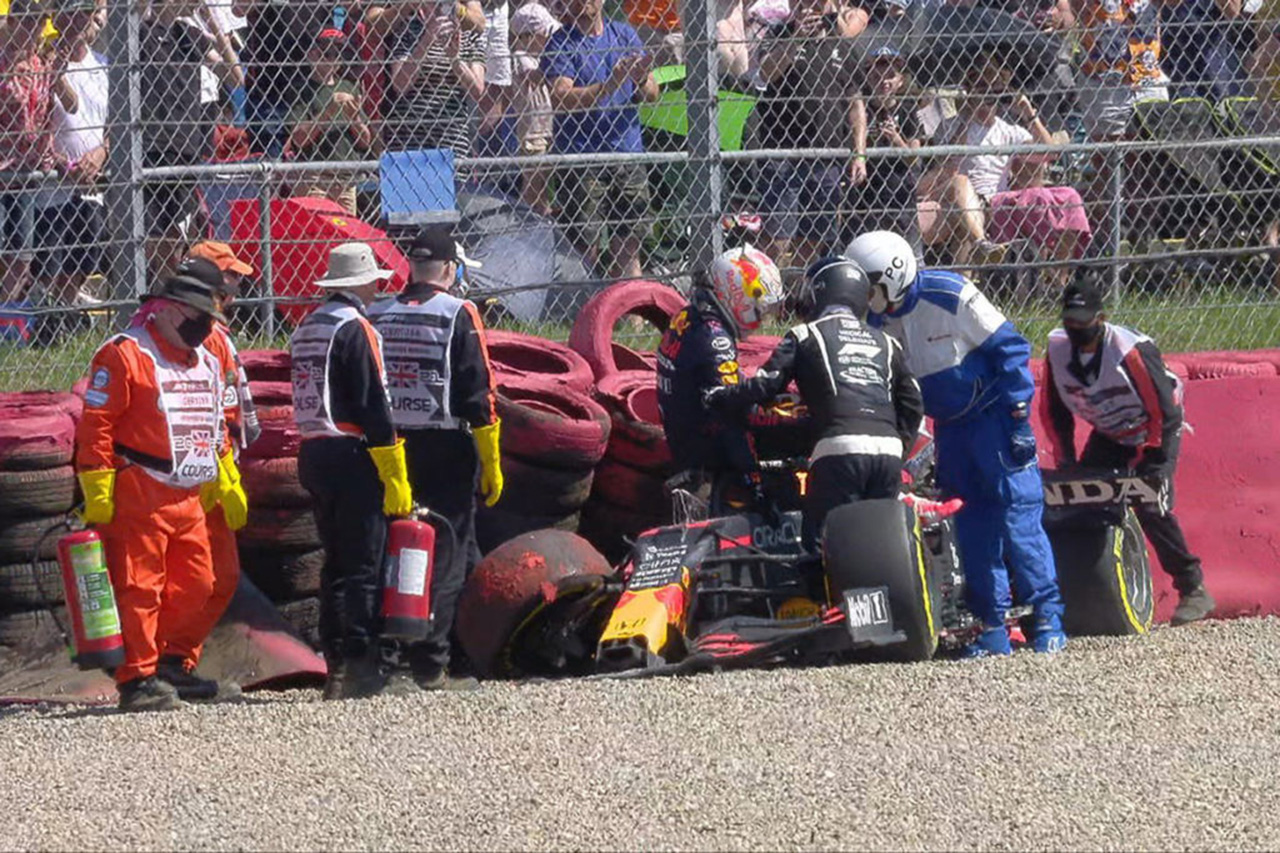 レッドブルF1代表 「フェルスタッペンは衝撃で意識を失っていた」
