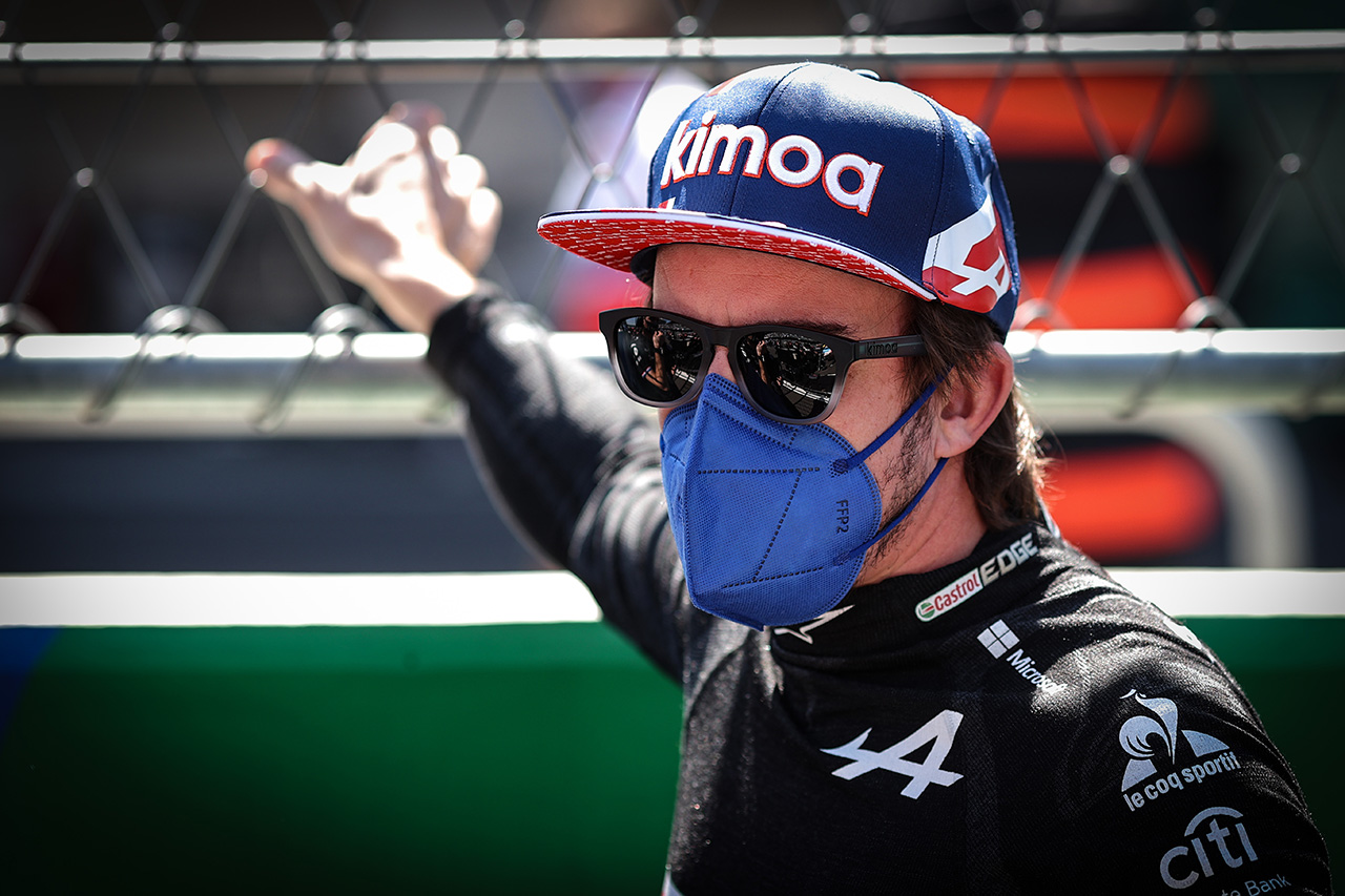 フェルナンド・アロンソ 「F1ではイギリス人ドライバーが優遇されている」