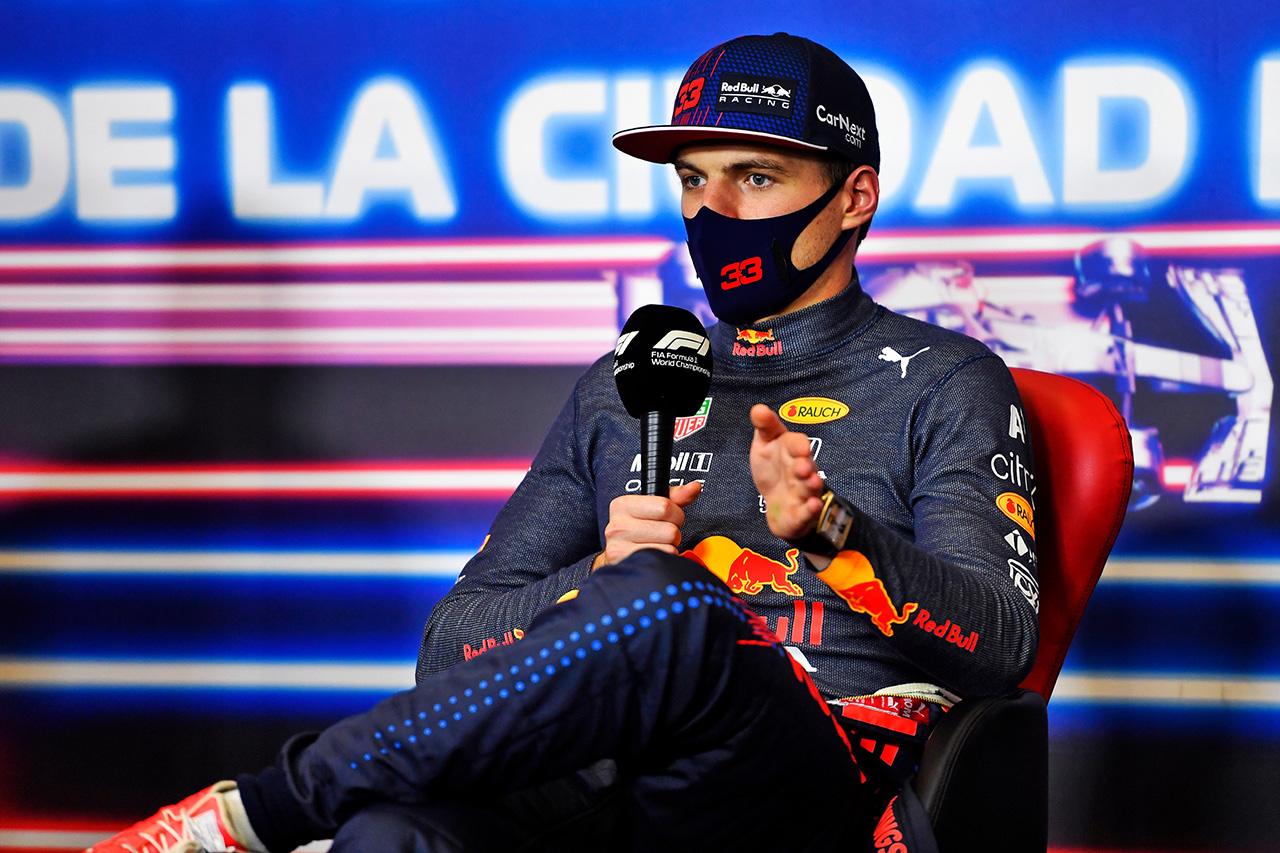 レッドブルF1首脳 「フェルスタッペンは残り4戦で全勝を狙っている」