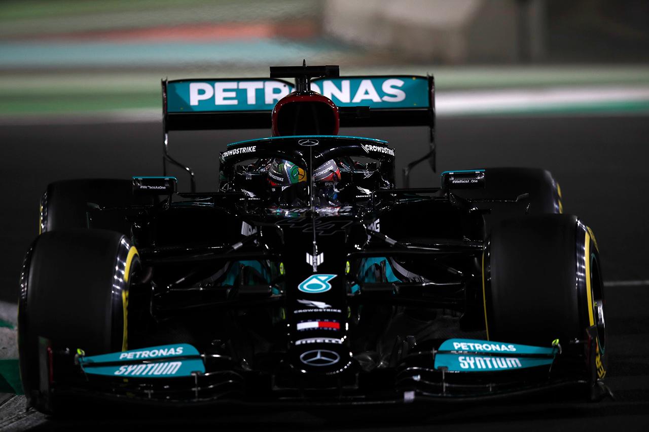 F1サウジアラビアGP フリー走行2回目：ハミルトン首位でメルセデスが1-2