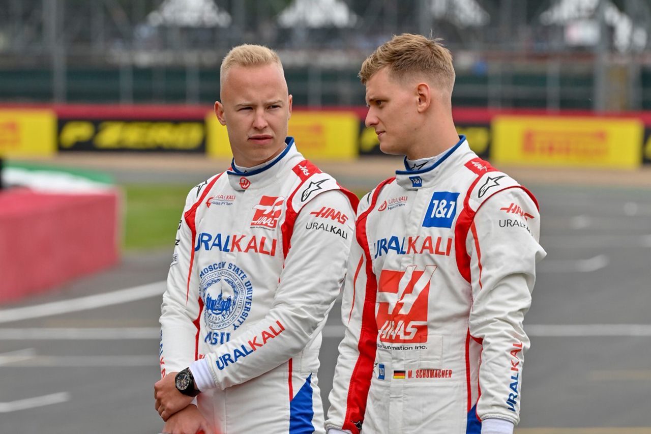 ハースF1代表、2人のルーキー起用は「子供を持つようなものだった」