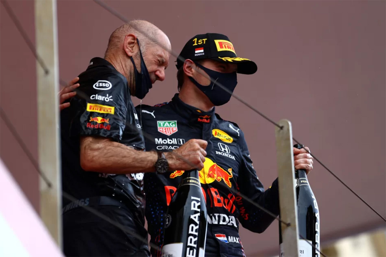 エイドリアン・ニューウェイ 「フェルスタッペンはRB18の開発に不可欠」