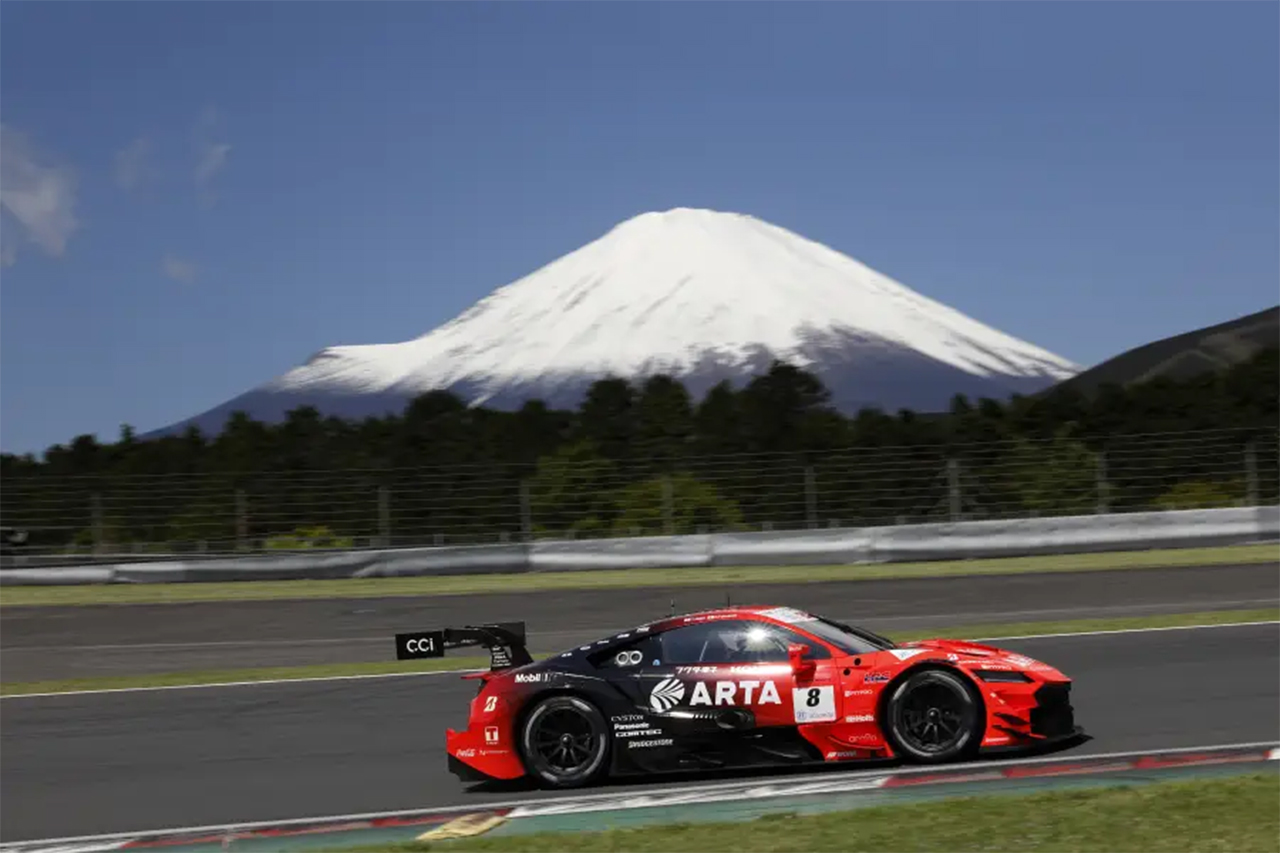 スーパーGT：波乱が連続の展開でARTA NSX-GTが今季初優勝