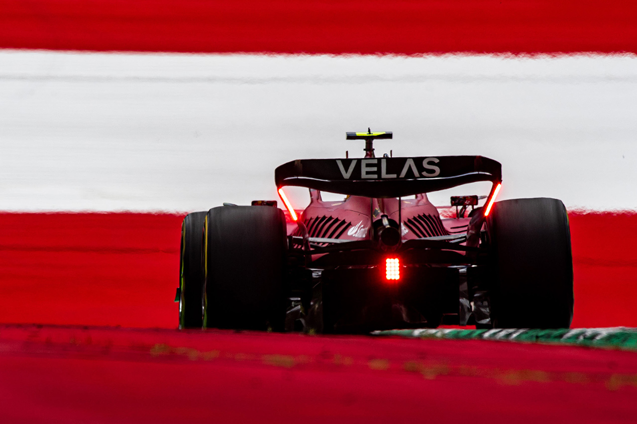 フェラーリF1代表 「新型リアウイングがレッドブルとの差を縮めた」