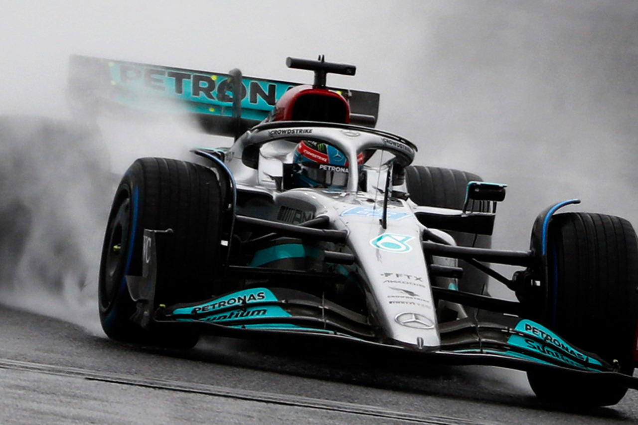 F1日本GP：雨の初日はジョージ・ラッセル首位でメルセデスF1がワンツー