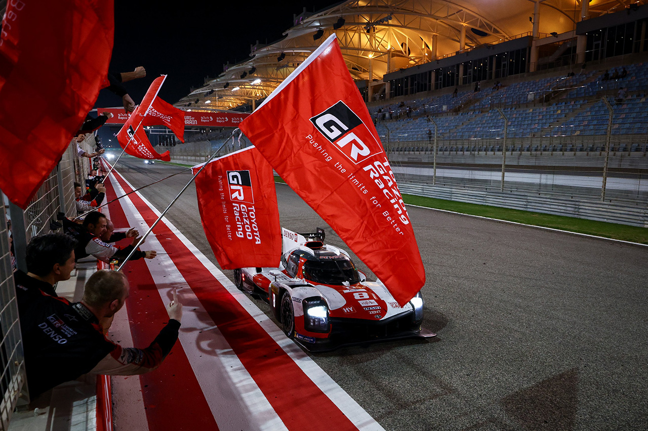 WEC：トヨタ、バーレーン8時間を1-2フィニッシュで4年連続Ｗタイトル
