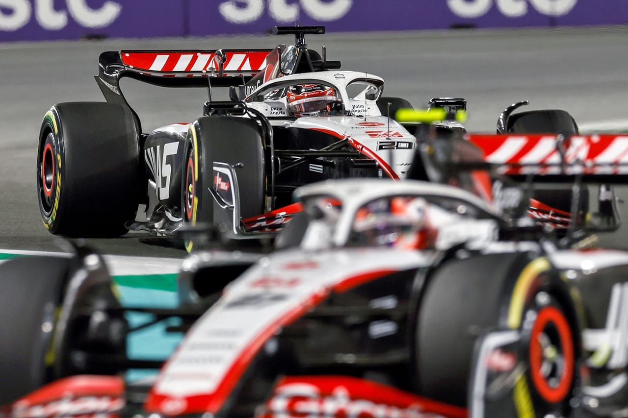 ハースF1チーム、ドライバー同士がコース上でバトルをしない方針