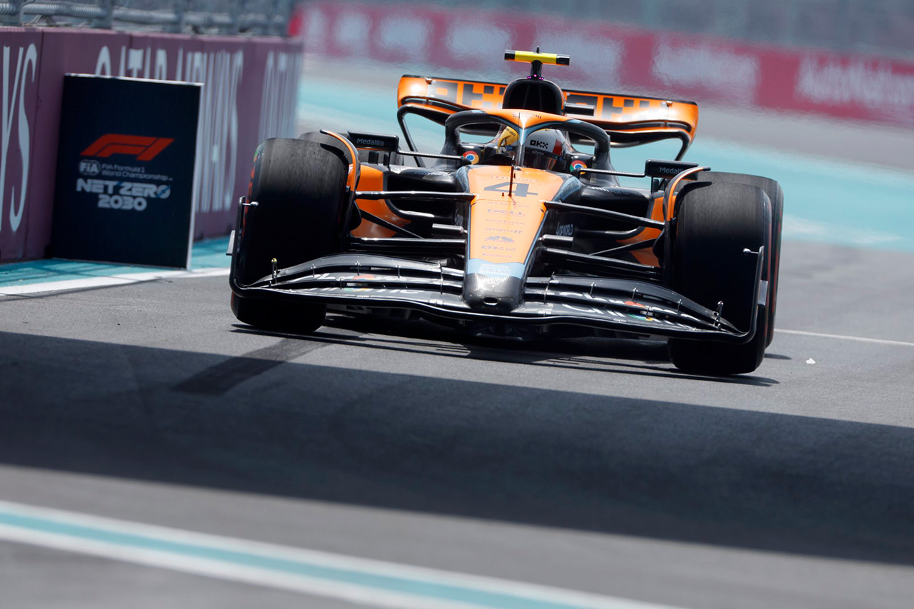 マクラーレンF1のランド・ノリス 「デ・フリースに追突されてタフな一日」