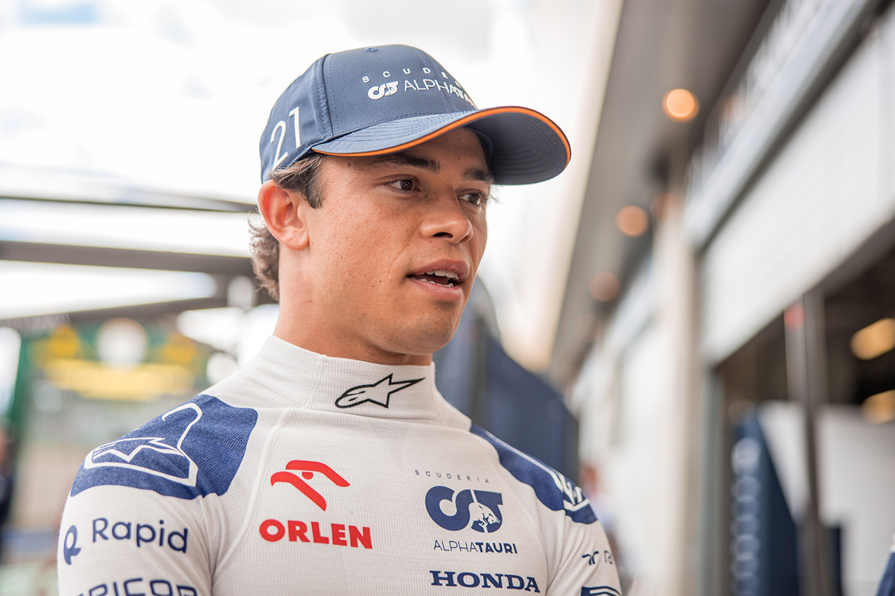 F1シート喪失のニック・デ・フリース、ハーバード大学のコースを受講