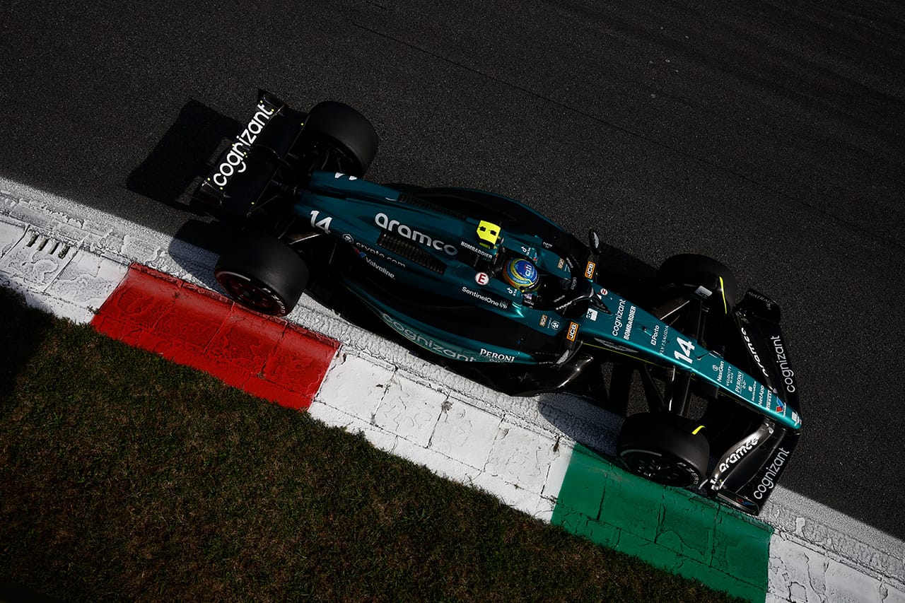 アストンマーティンF1、2024年マシンAMR24は「空力効率の改善に重点」