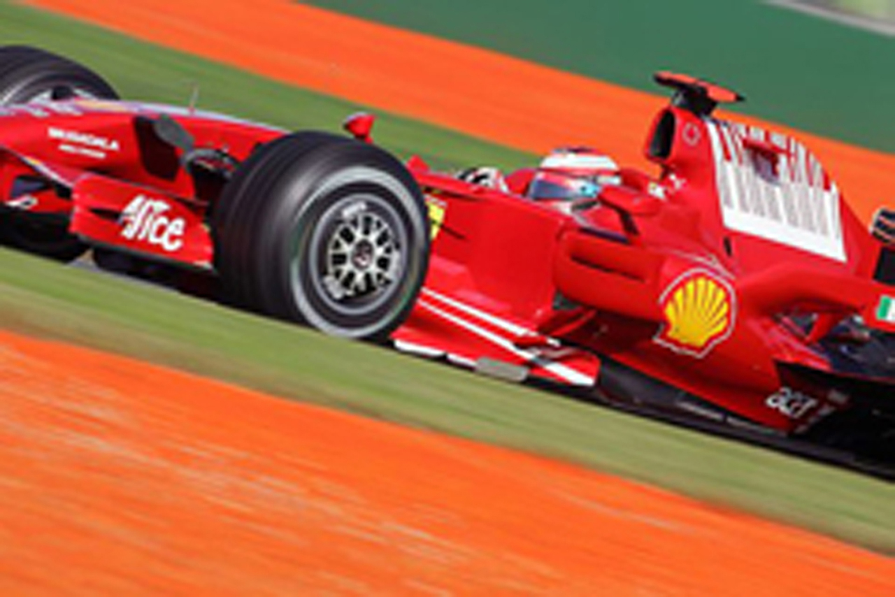 F1開幕戦オーストラリアGP フリー走行1回目:ライコネンがトップ