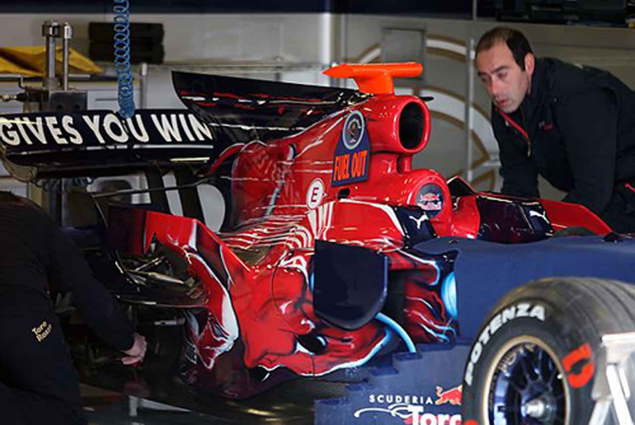 トロ・ロッソ STR3 登場!(画像)