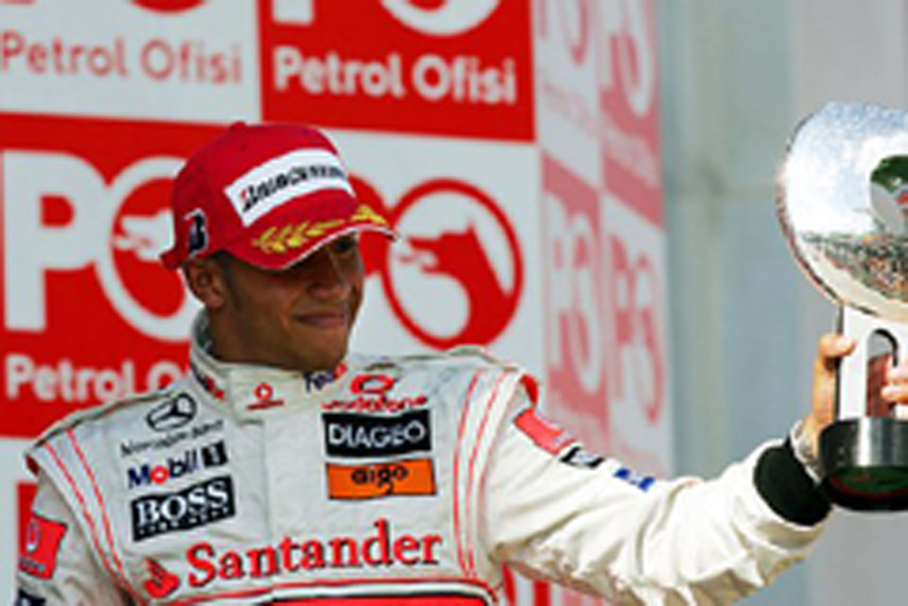 ルイス・ハミルトン、リーボックと個人スポンサー契約