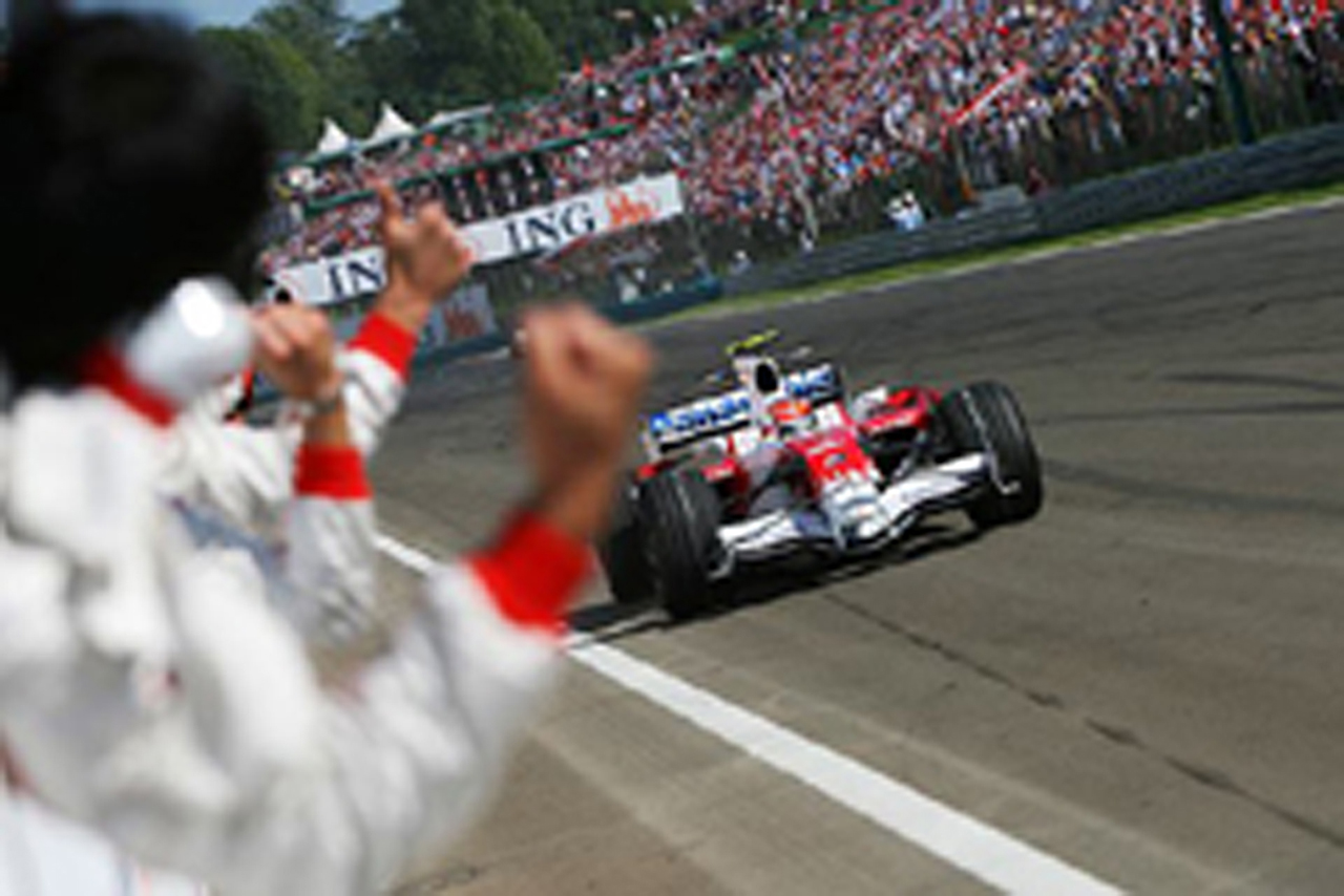 トヨタF1、KERS導入に慎重