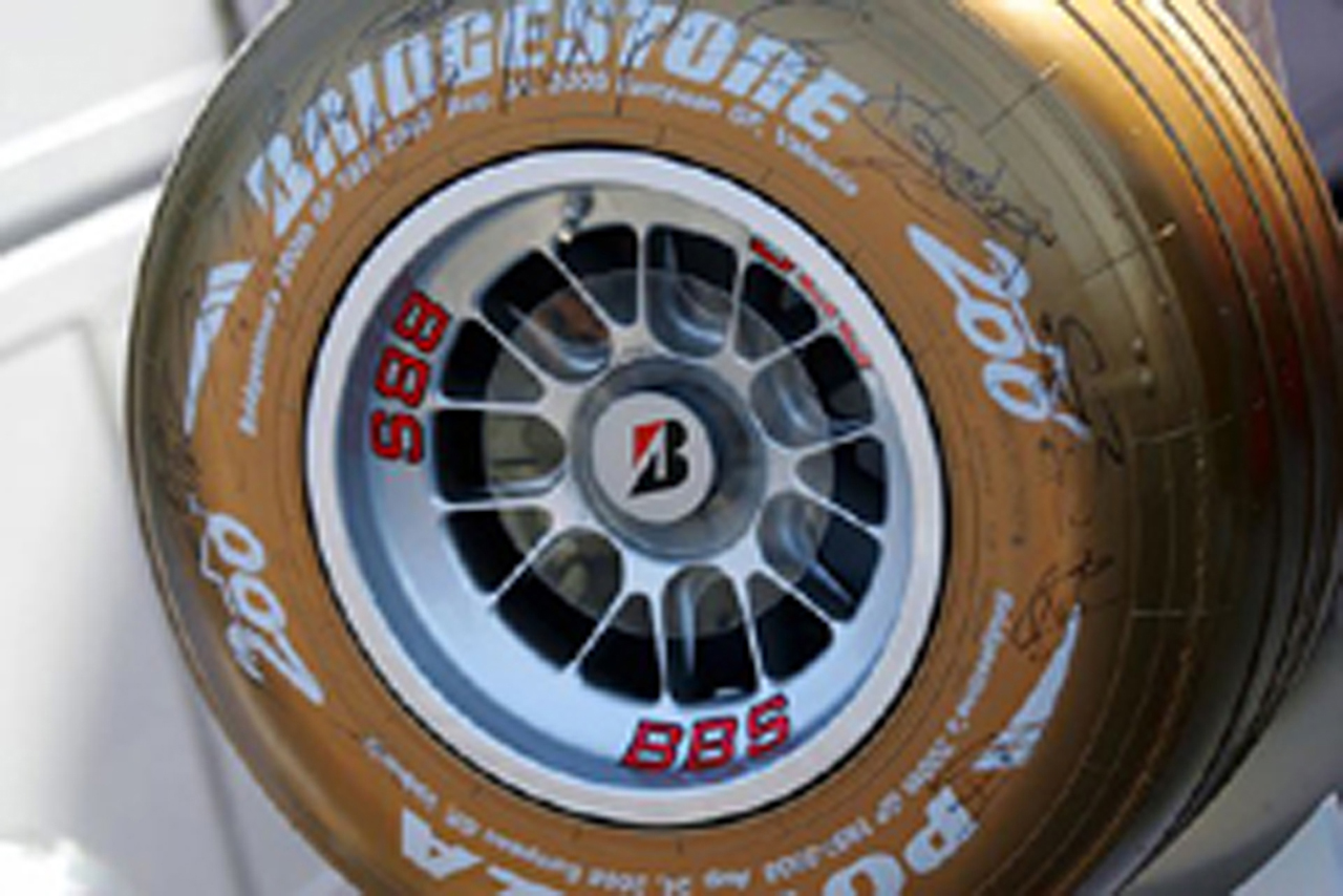 ブリヂストン、新しいF1ウェットタイヤを開発