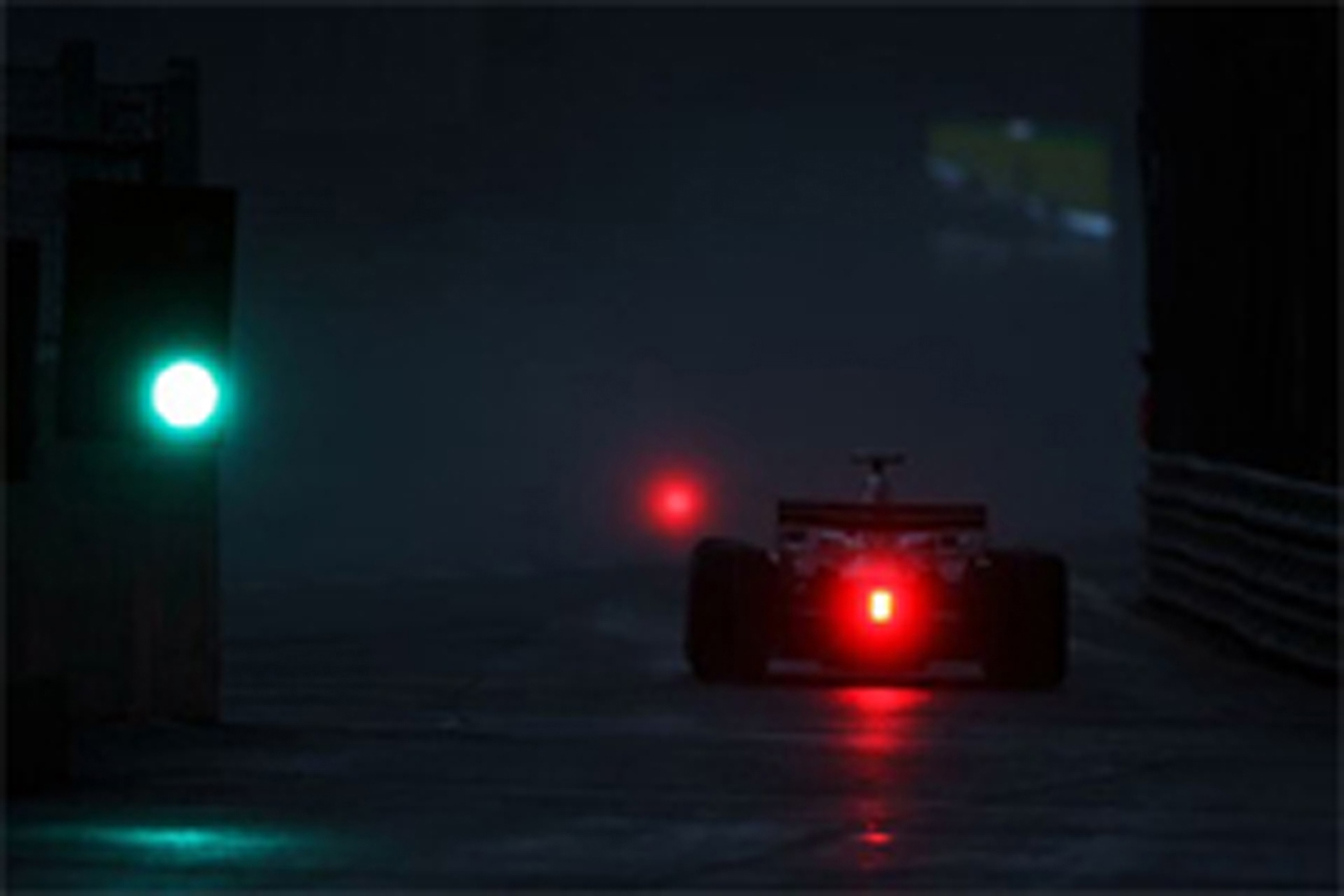 F1第14戦イタリアGP フリー走行1回目:大雨でセッション打ち切り