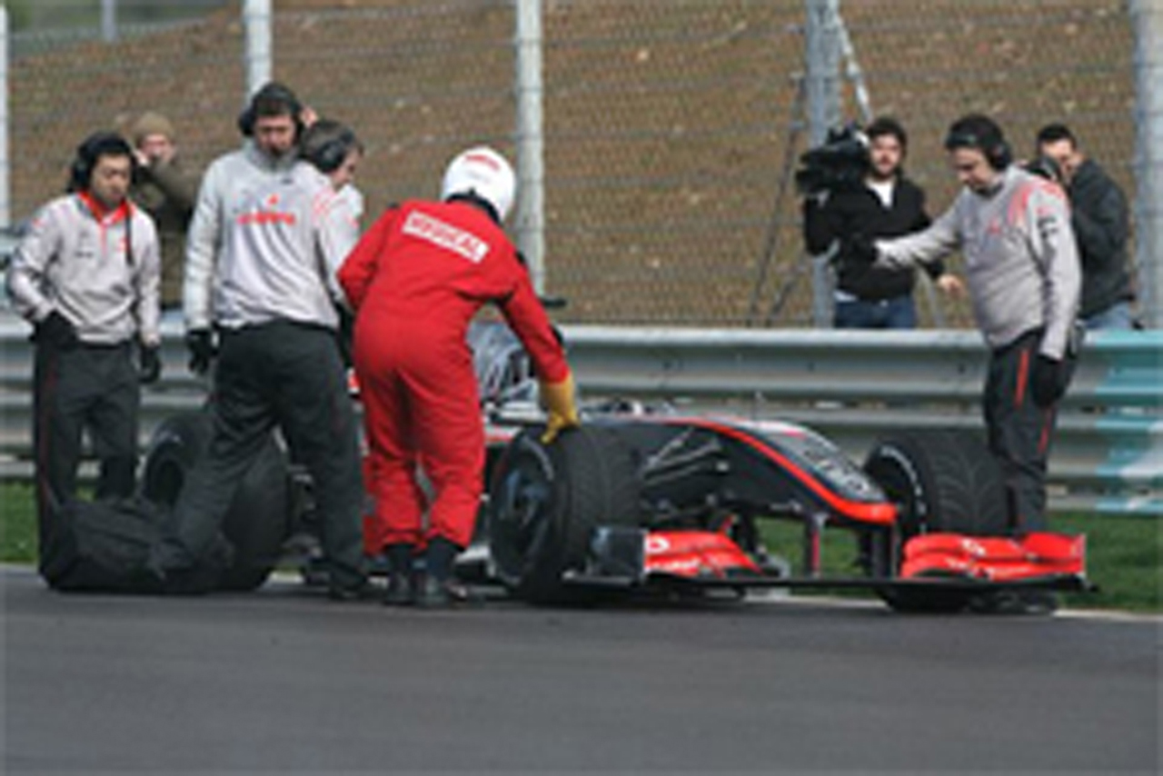 F1、シーズン中のテスト禁止を変更か