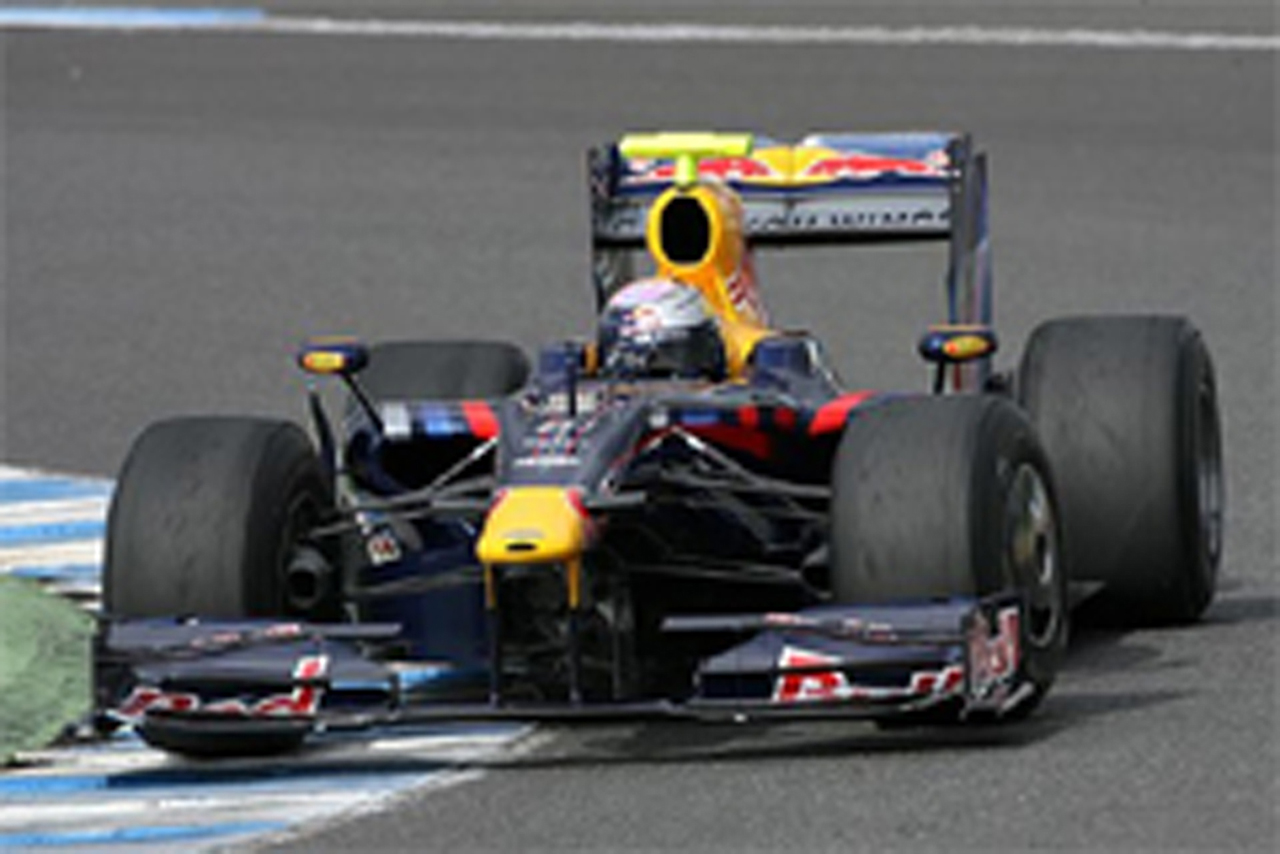レッドブル RB5の初テストはギアボックストラブルで終了