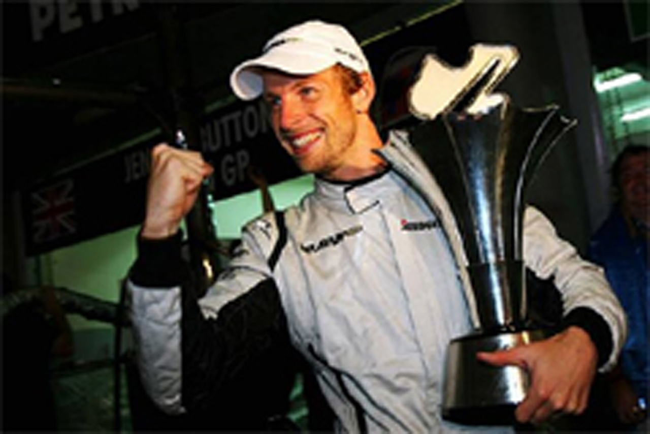 ブラウンGP：バトンが2戦連続ポール・トゥ・ウィン （F1マレーシアGP）