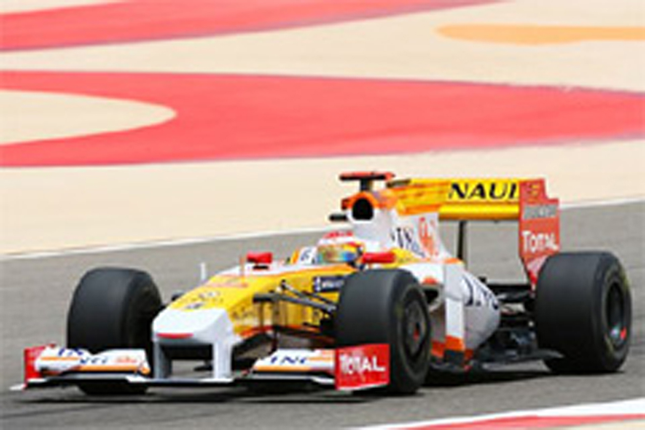 ルノー:F1バーレーンGP初日