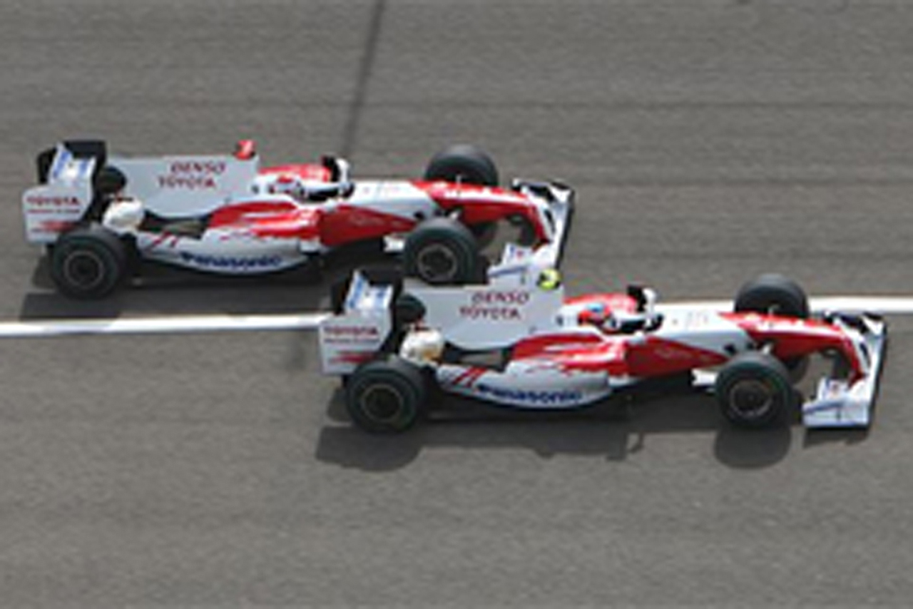 トヨタ：タイヤ戦略が裏目に - 初優勝ならず （F1バーレーンGP）