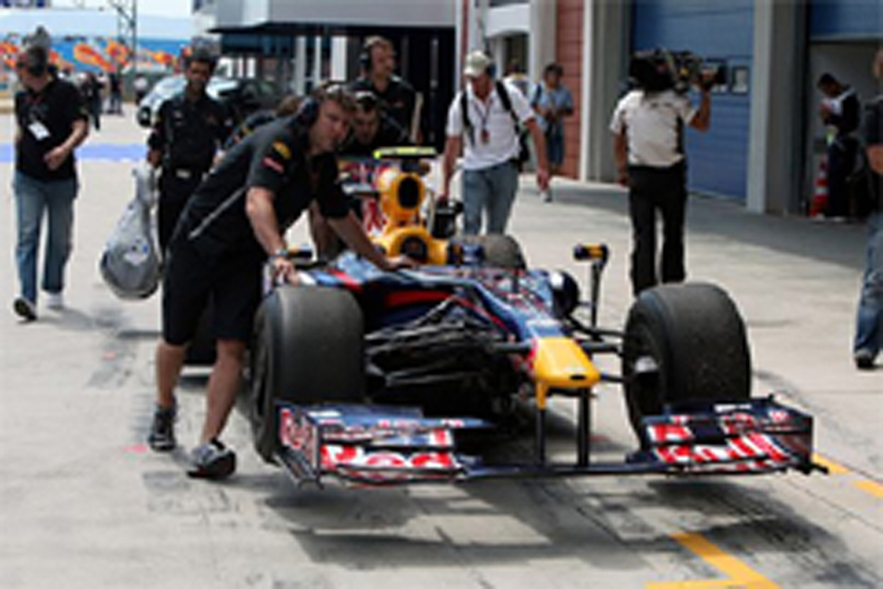 レッドブル：F1トルコGP初日