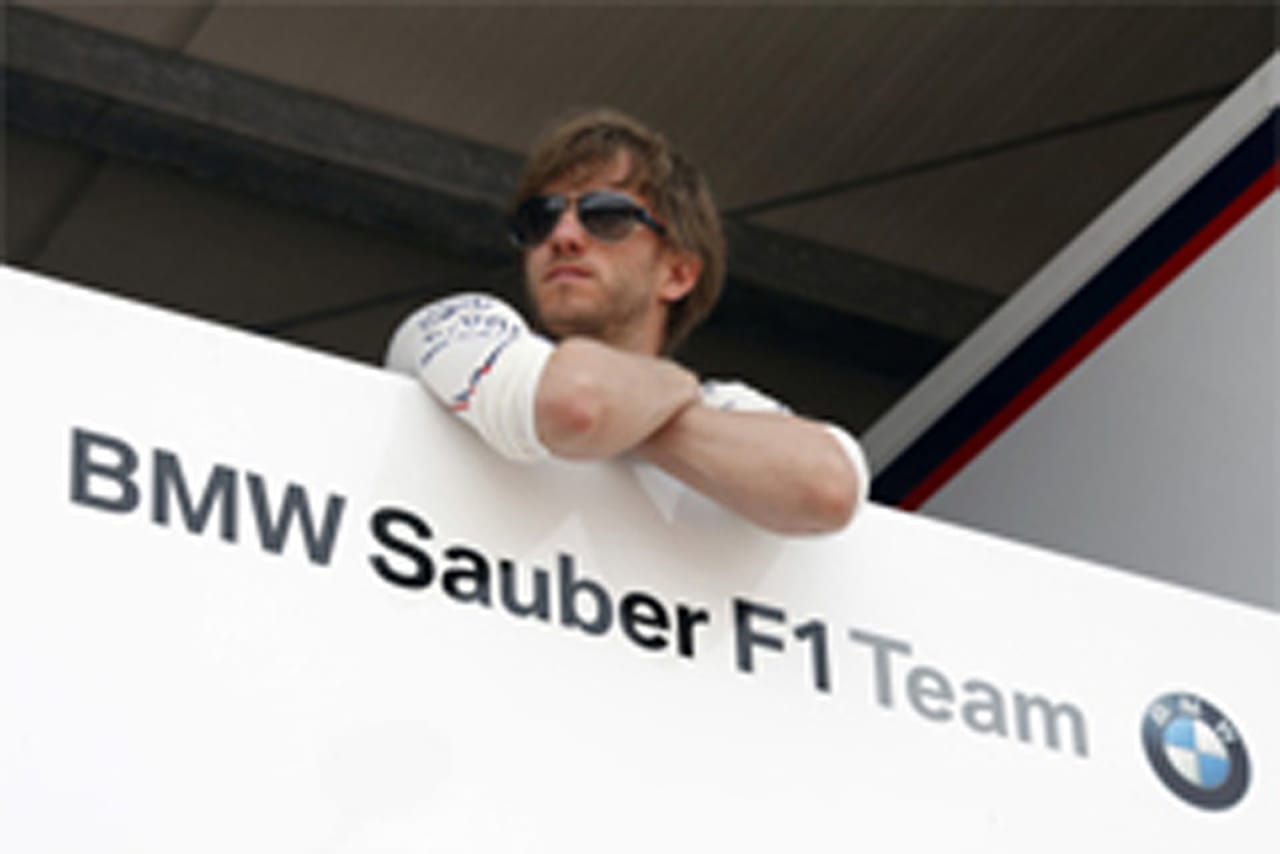 ニック・ハイドフェルド、2010年に向けて複数チームと交渉