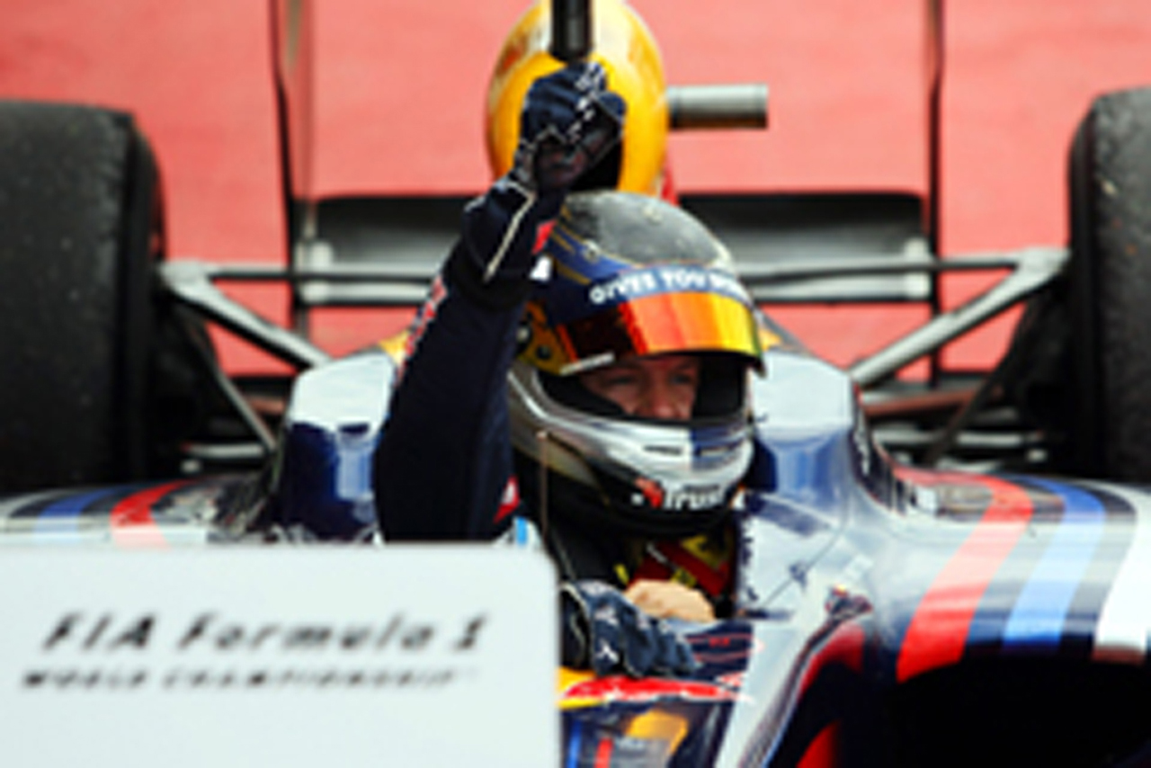 レッドブル RB6はベッテル仕様