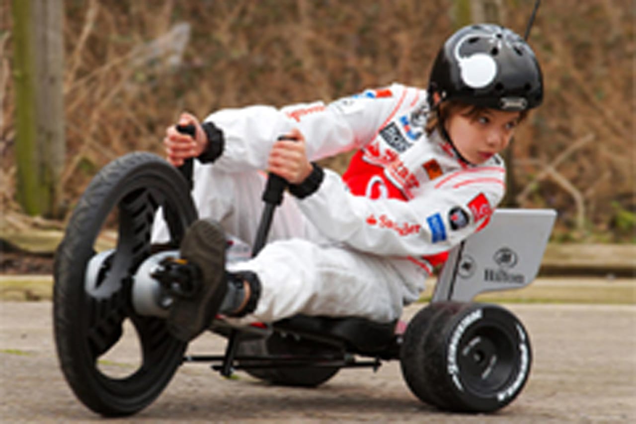 マクラーレン、F1マシン型の三輪車を発売