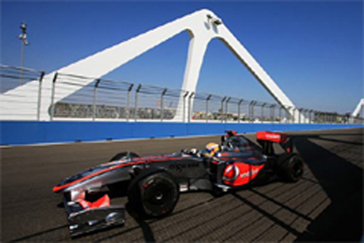 F1ヨーロッパGP 予選：ルイス・ハミルトンがポールポジション