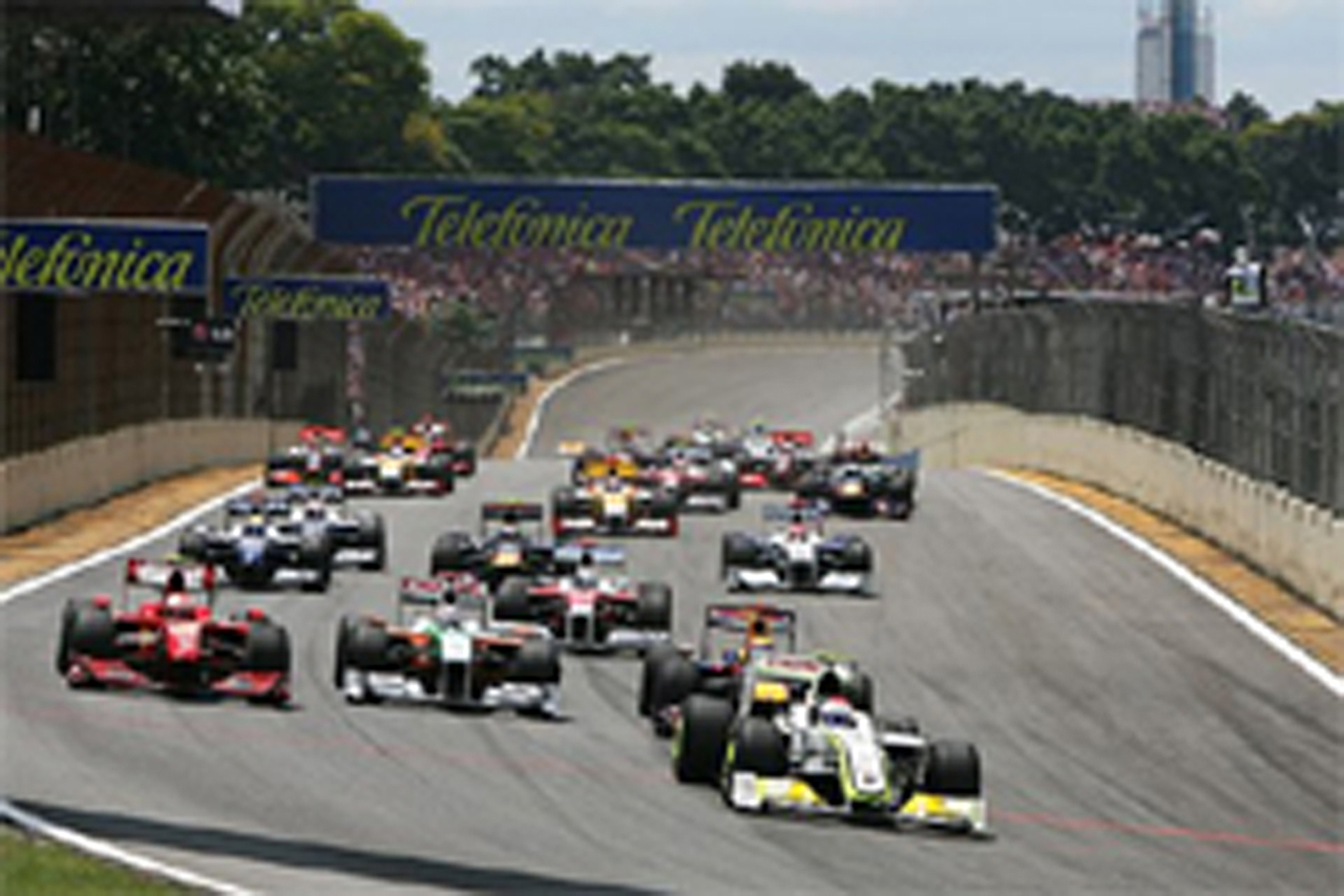 F1ブラジルGP:優勝はウェバー、バトンがワールドチャンピオン!