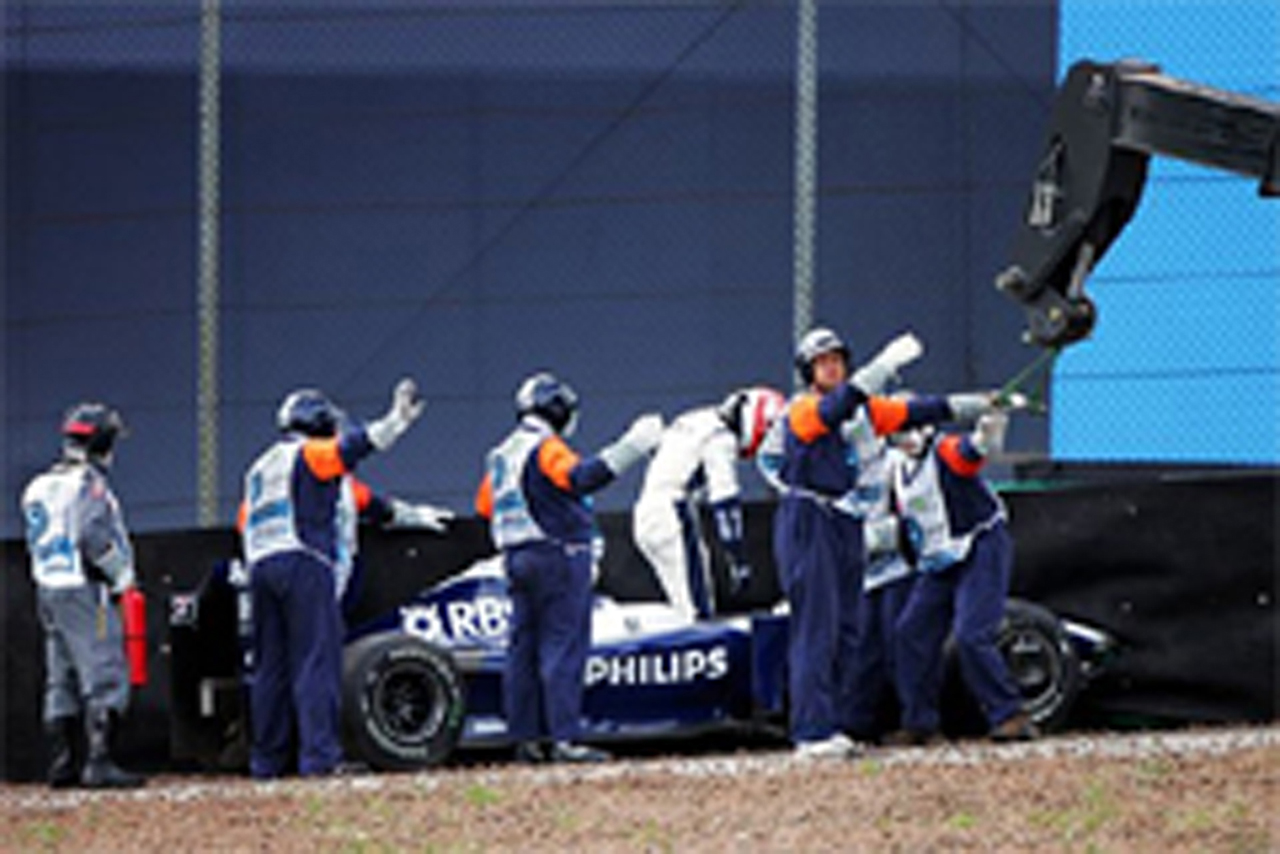 ウィリアムズ：中嶋一貴は可夢偉との接触でリタイア （F1ブラジルGP）