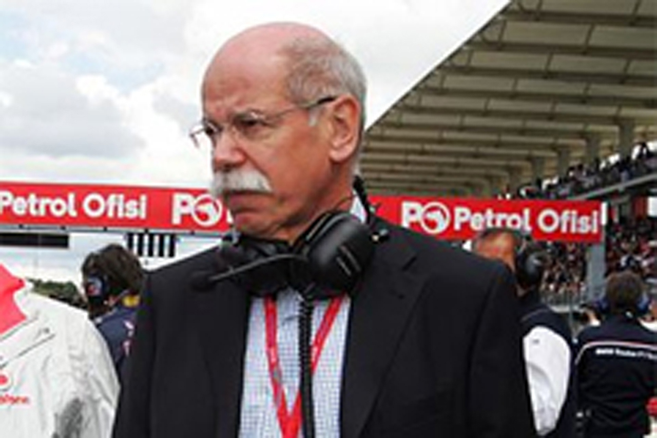 メルセデス・ベンツのディーター・ツェッチェ会長、F1交渉のためアブダビへ