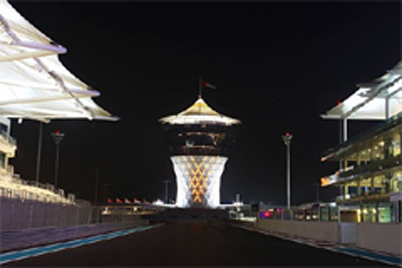 F1アブダビGP フリー走行2回目:ヘイキ・コバライネンがトップタイム