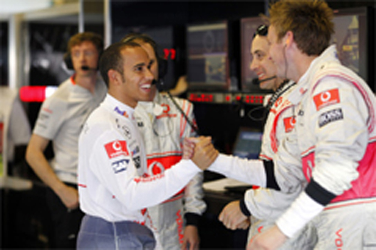 マクラーレン:ハミルトンはブレーキ問題でリタイア (F1アブダビGP)