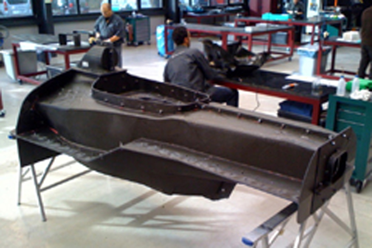 ロータス、F1マシンの製造を開始