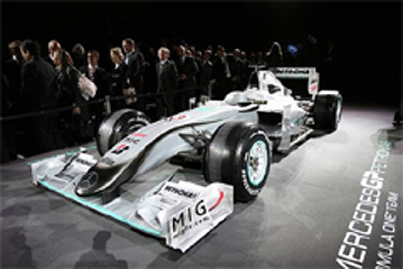メルセデスGP、2010年マシンのカラーリングを披露