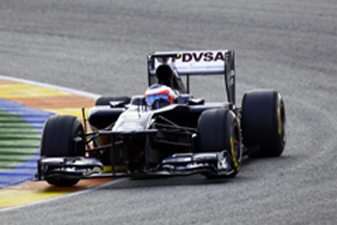 ウィリアムズ、FW33でテストを開始