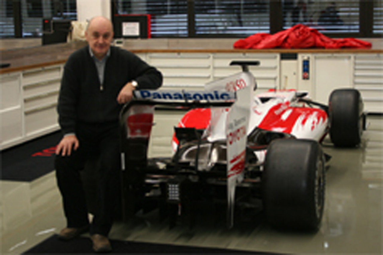 ステファンGP、USF1を「夢想家」と批判