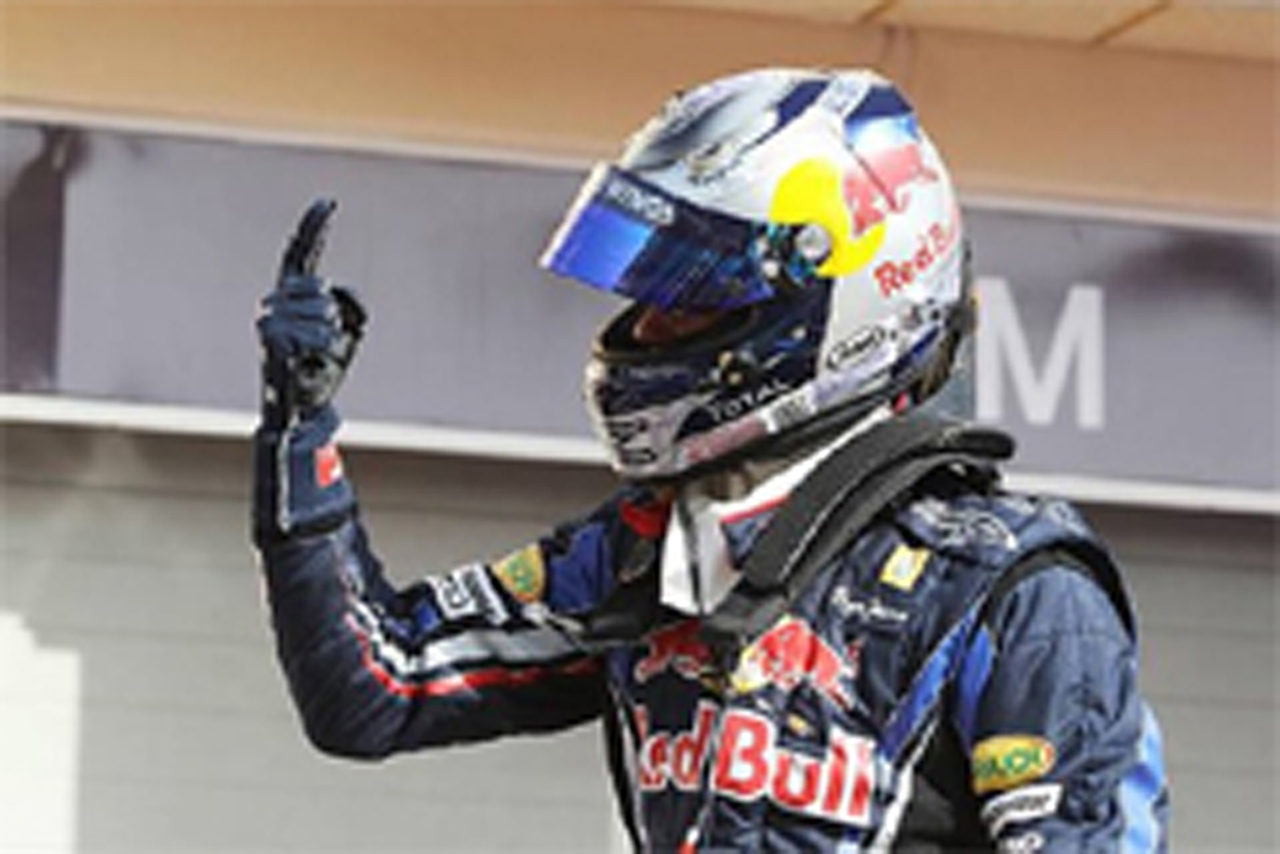 レッドブル:ベッテルがポールポジション獲得(F1バーレーンGP予選)
