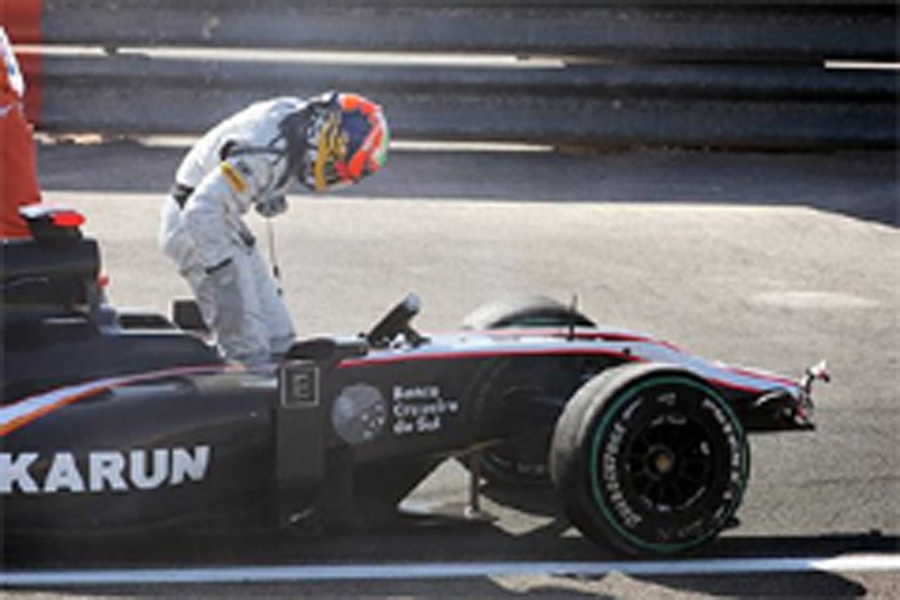 ヒスパニア・レーシング:無事レースデビューを果たす (F1バーレーンGP)