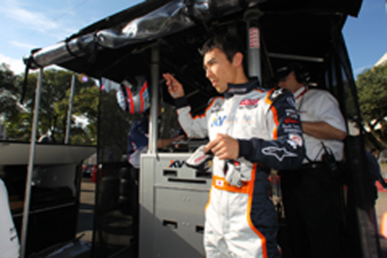 佐藤琢磨、スタート直後にリタイア(インディカー第1戦)
